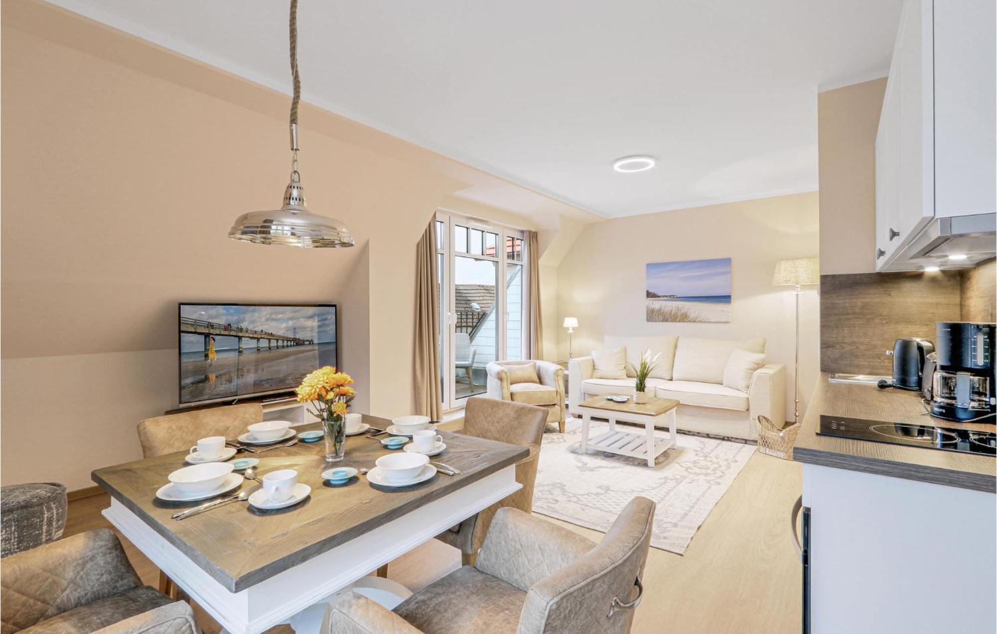 Nice apartment in Ostseebad Boltenhagen with 1 Bedrooms, Sauna&WiFi Buitenkant foto