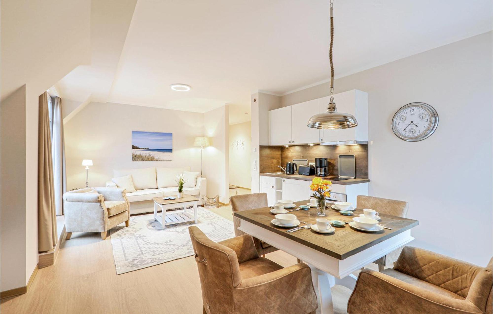 Nice apartment in Ostseebad Boltenhagen with 1 Bedrooms, Sauna&WiFi Buitenkant foto